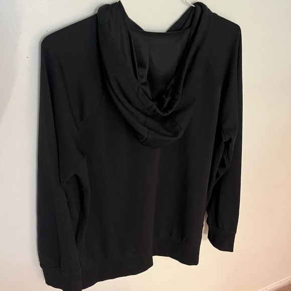 🆕Women’s Athletics Works size XXL (20) black pullover hoodie. - Picture 5 of 14